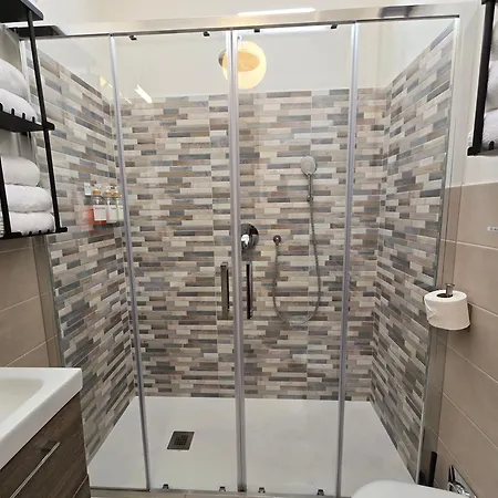 Raymihome Apartments-parking Privato * Turin