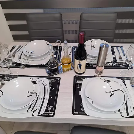 Daire Raymihome Apartments-parking Privato *