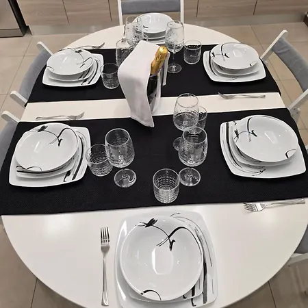 Raymihome Apartments-parking Privato *