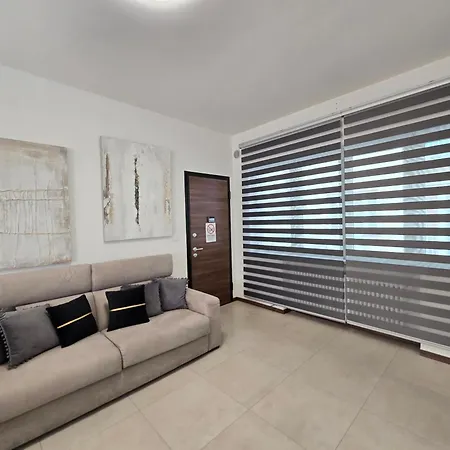 Raymihome Apartments-parking Privato *